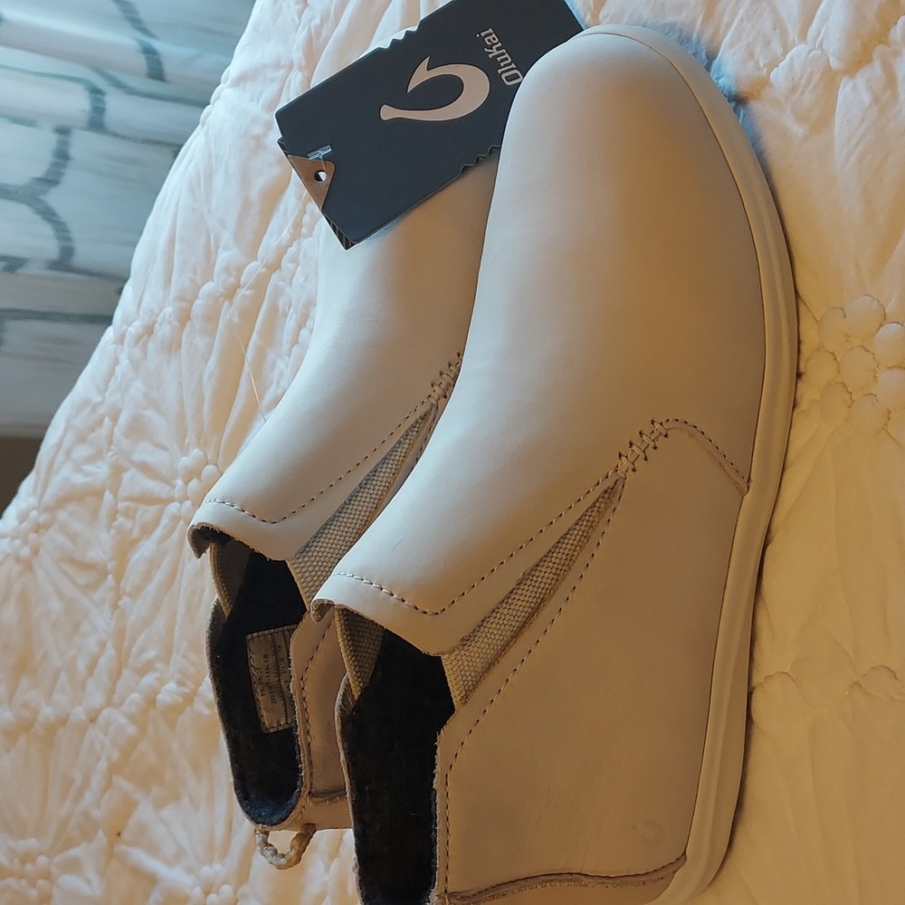 NWT OluKai Hawai'iloa Manu Hope - Fox Bootie Chalk/Off White Women's Size 8